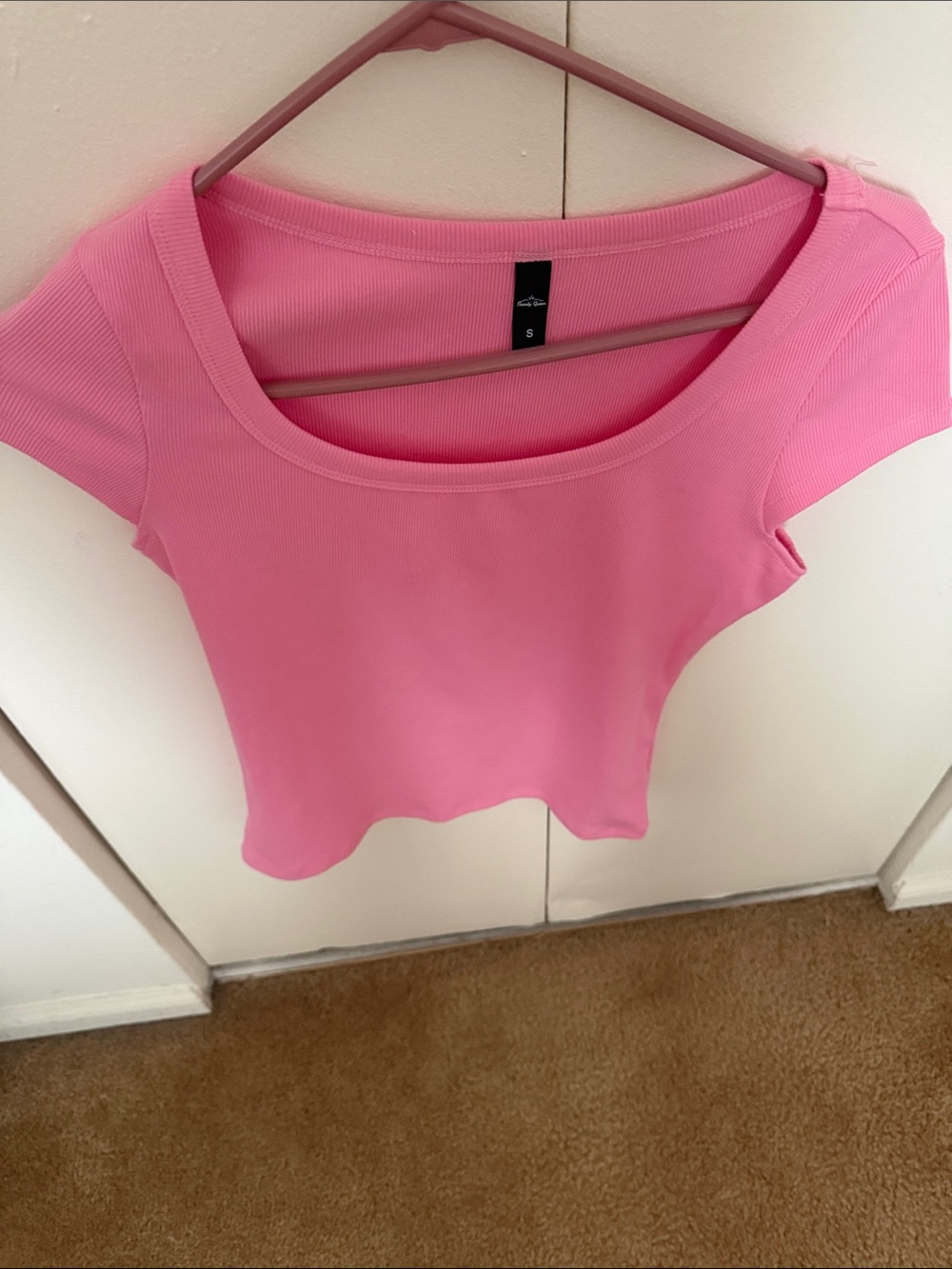 Women's Scoop Neck Cap Sleeve Top - Pink size small nwot